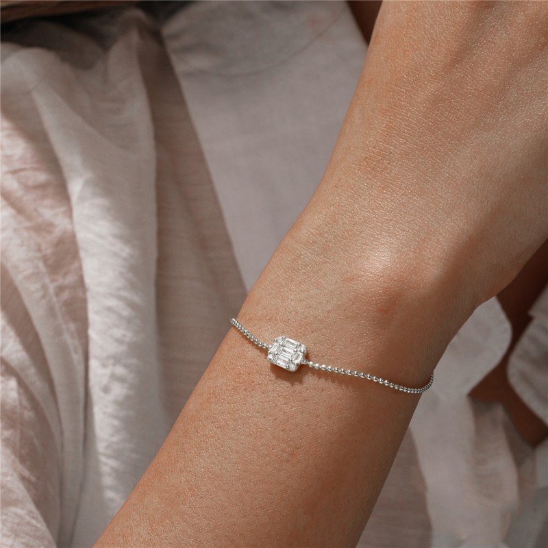 Square Inlaid Diamond Bead Chain Bracelet