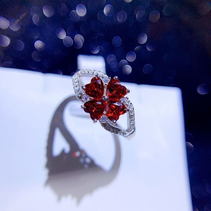 Lucky Four-Leaf Clover Garnet Micro-inlaid Ring with Open Design