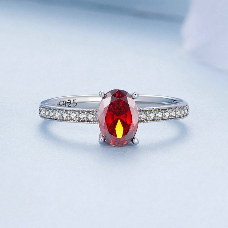 Simple Garnet Ring in Red 