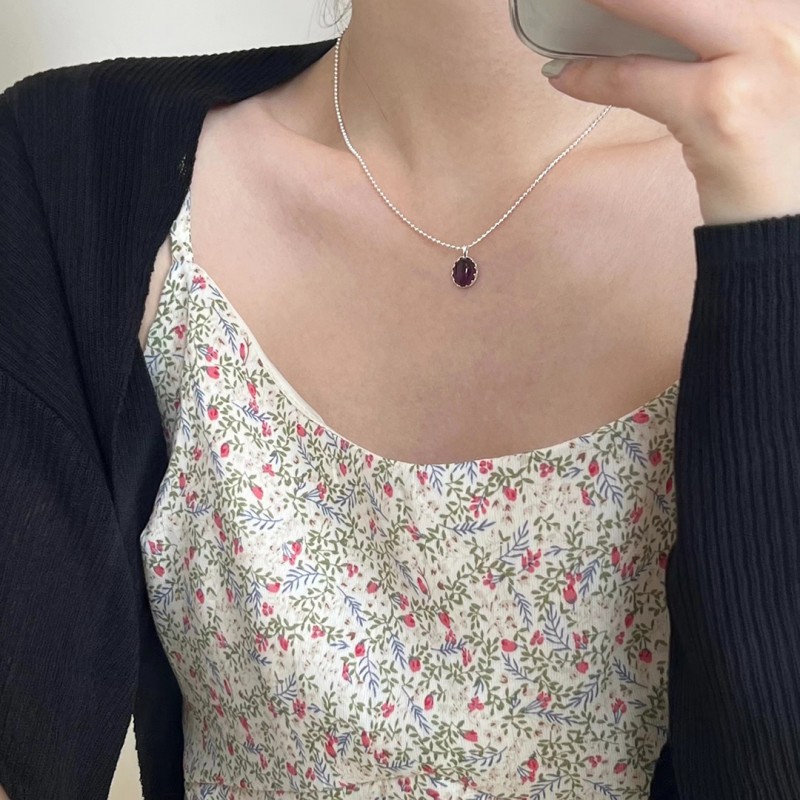 Simple Oval Amethyst Pendant Necklace 