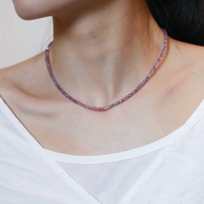 Elegant and Stylish Collarbone Necklace with Simple Amethyst Bead Strand