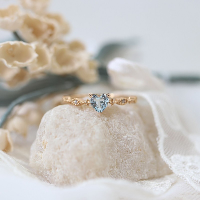 Open-End Ring with  Aquamarine 