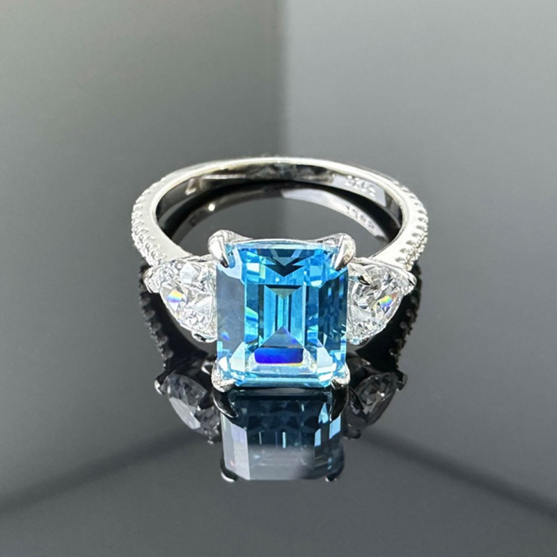 5.5 Carat Aquamarine Ring for Women 