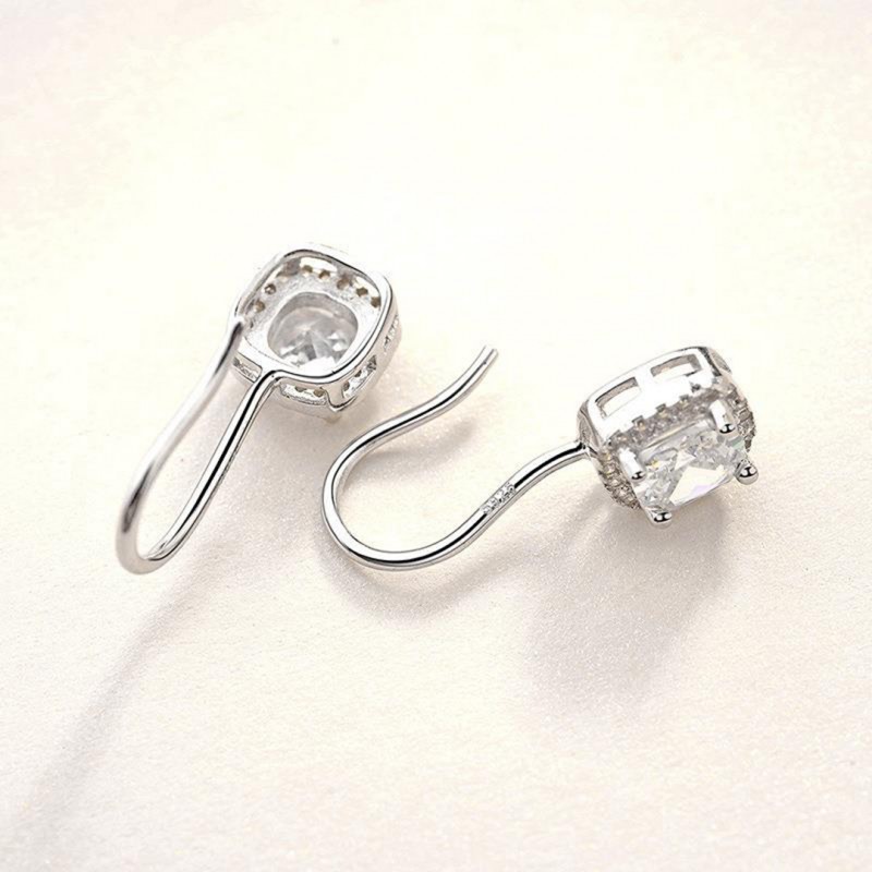 Small Square Diamond Simple and Elegant Earrings