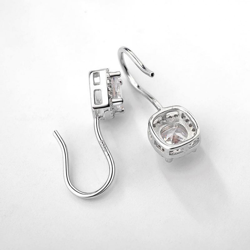 Small Square Diamond Simple and Elegant Earrings