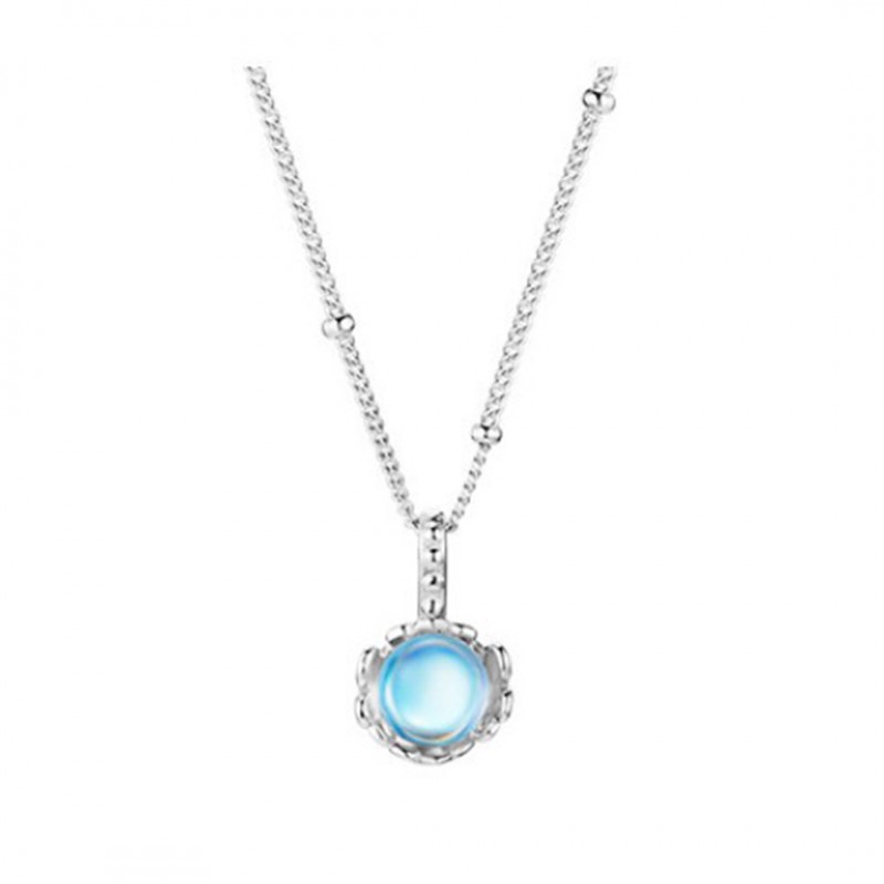 Moonstone Round Necklace with Niche Design