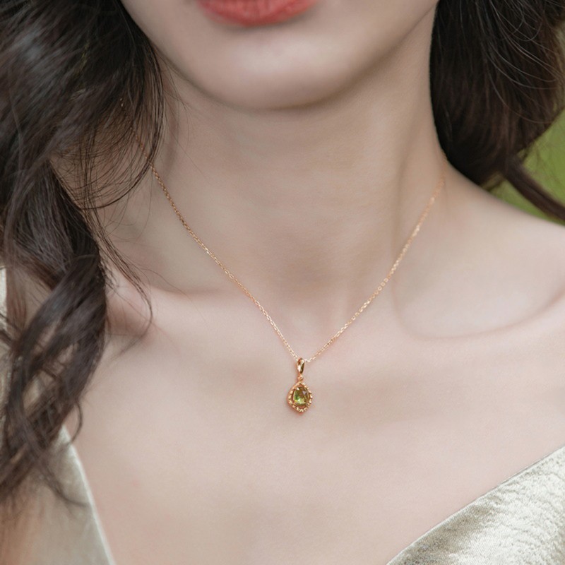 Natural Olivine Pendant Clavicle Chain 