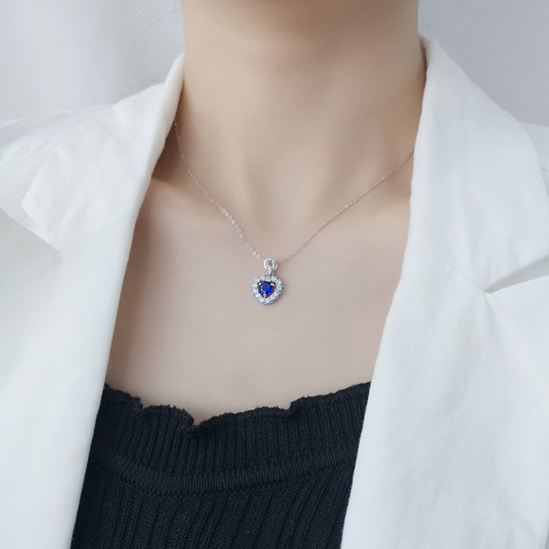 Heart Pendant Clavicle Chain Women's Sapphire Heart