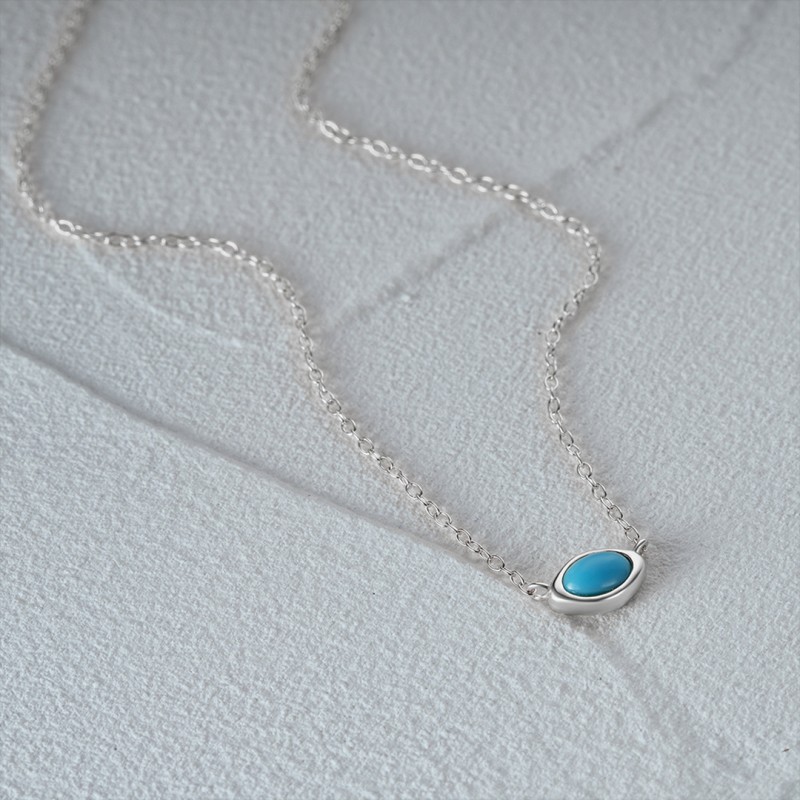 Elegant Turquoise Necklace with Diamond Accents for Women