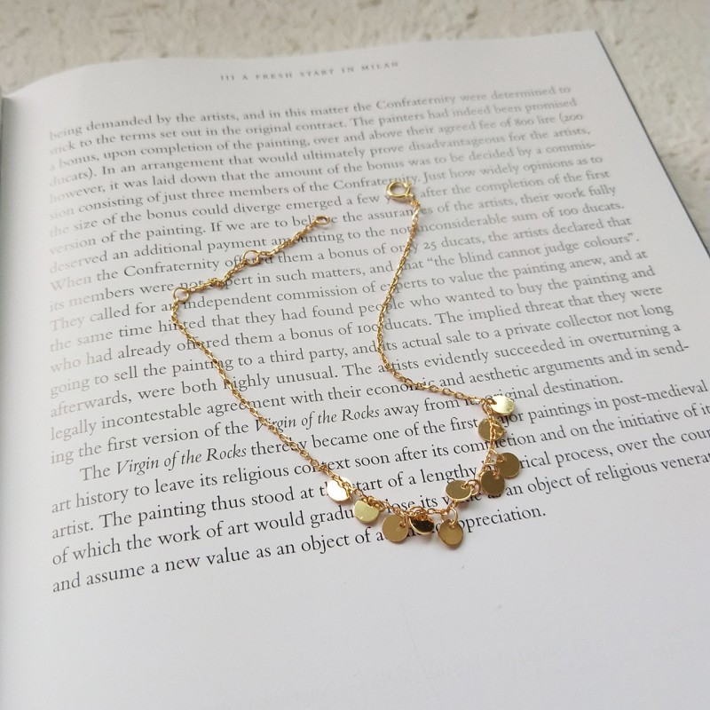 Gold Round Disk Delicate Bracelet 