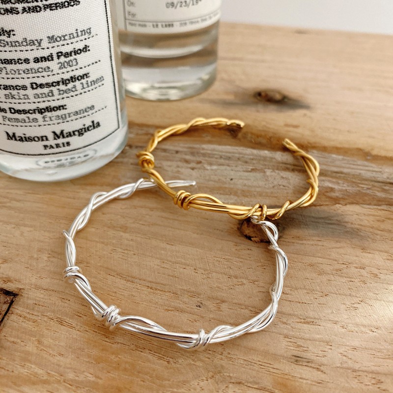 Niche Fashion Wire Style Bangle