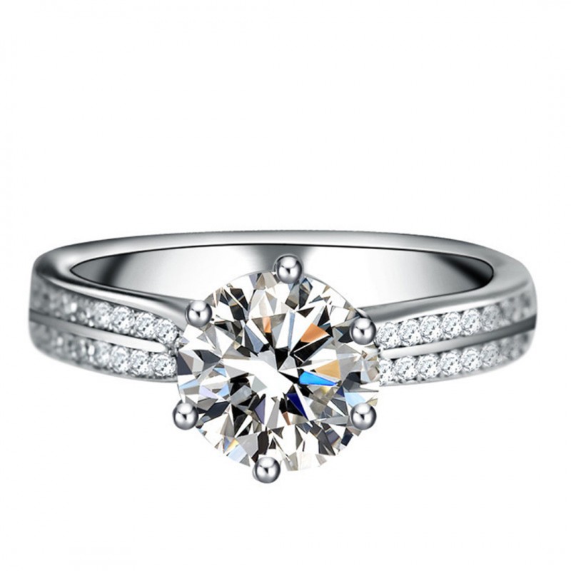 Six-Prong Set Diamond Engagement Ring Luxury Moissanite Ring