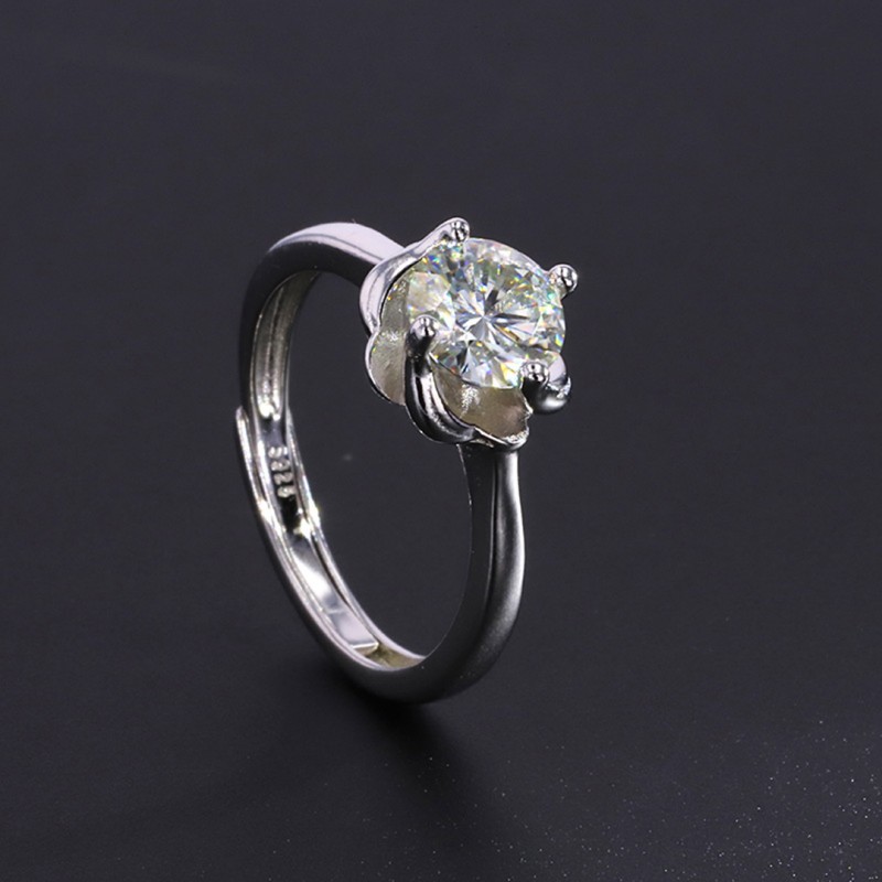 Mozambique 1 Carat Four-Prong Solitaire Engagement Ring