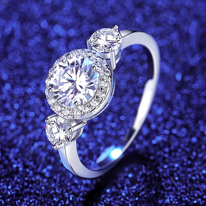 Moissanite Engagement Ring High-End