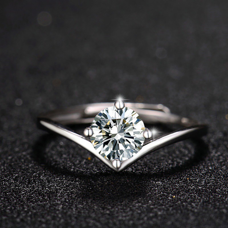 60-Point Moissanite Ring Four-Claw Setting