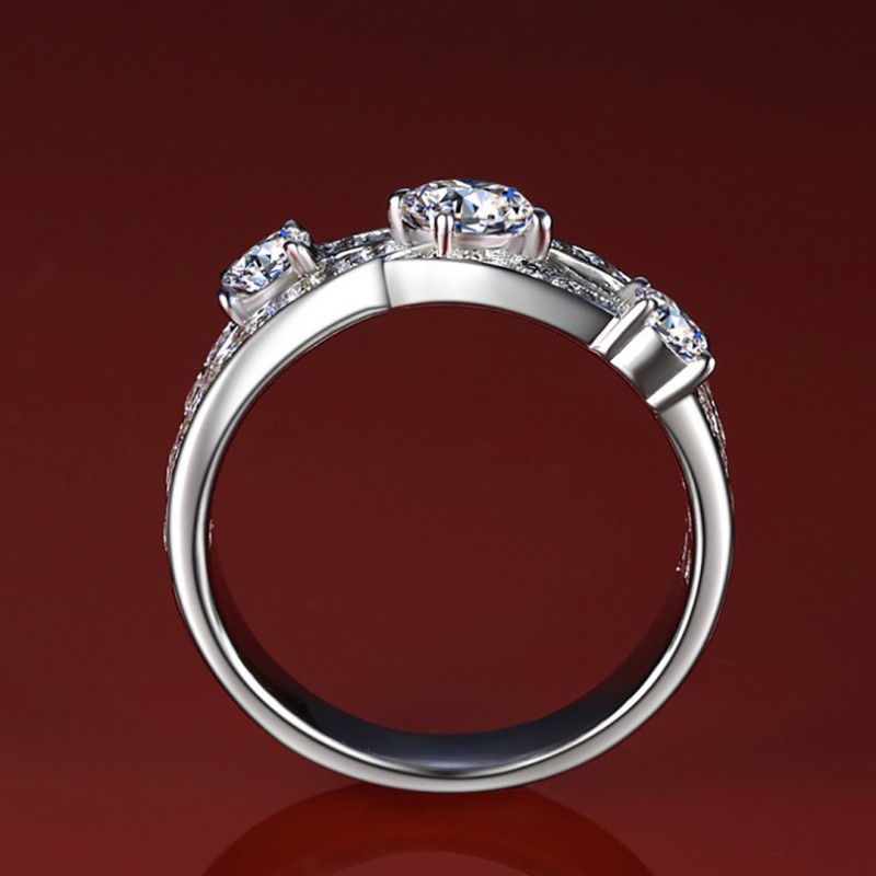 Heavy-duty Wide Three-Diamond Three-Ring Moissanite Ring