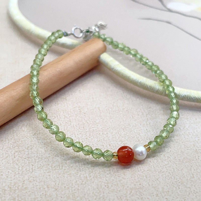 Freshwater Pearl Green Olivine Bracelet