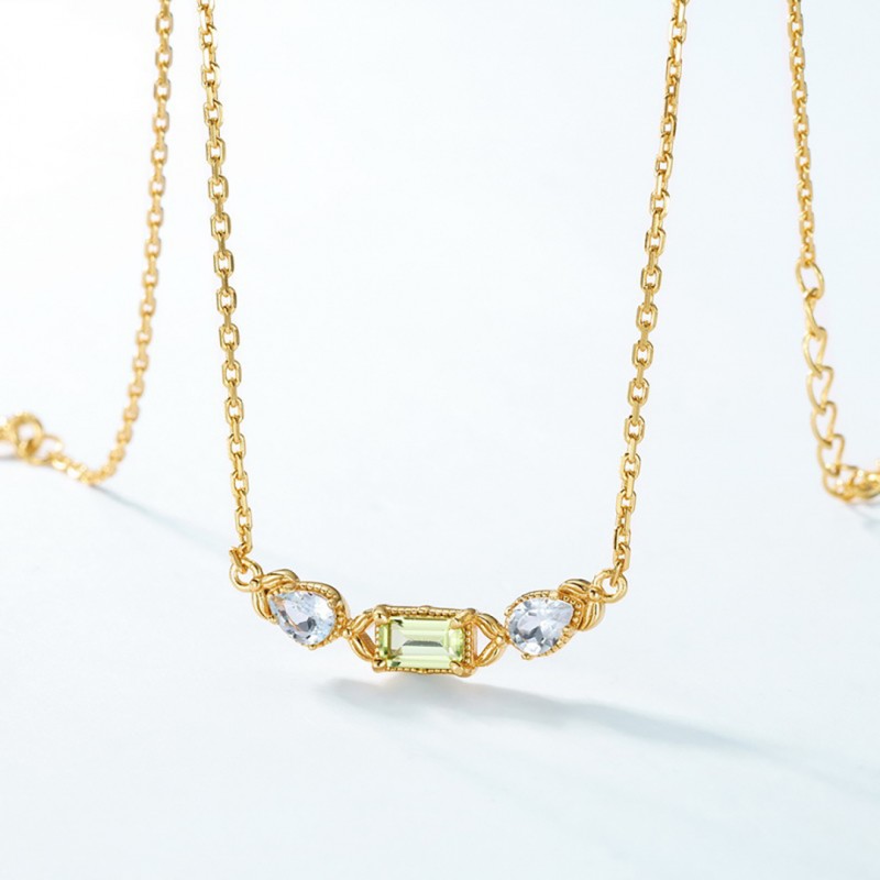 Square Olivine Pendant Collarbone Necklace with Unique Design