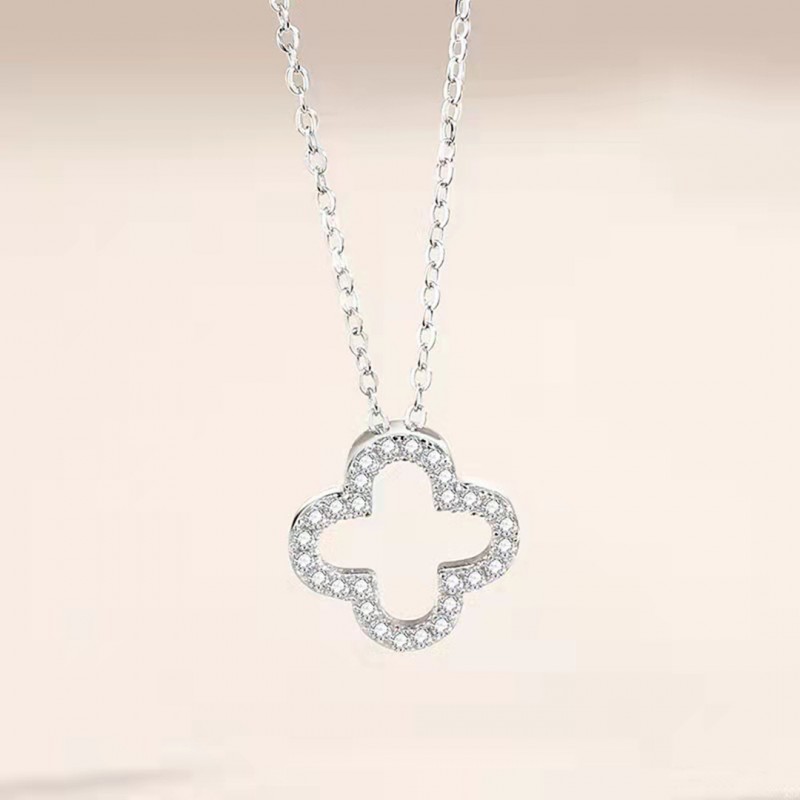 Simple Four-leaf Clover Necklace 