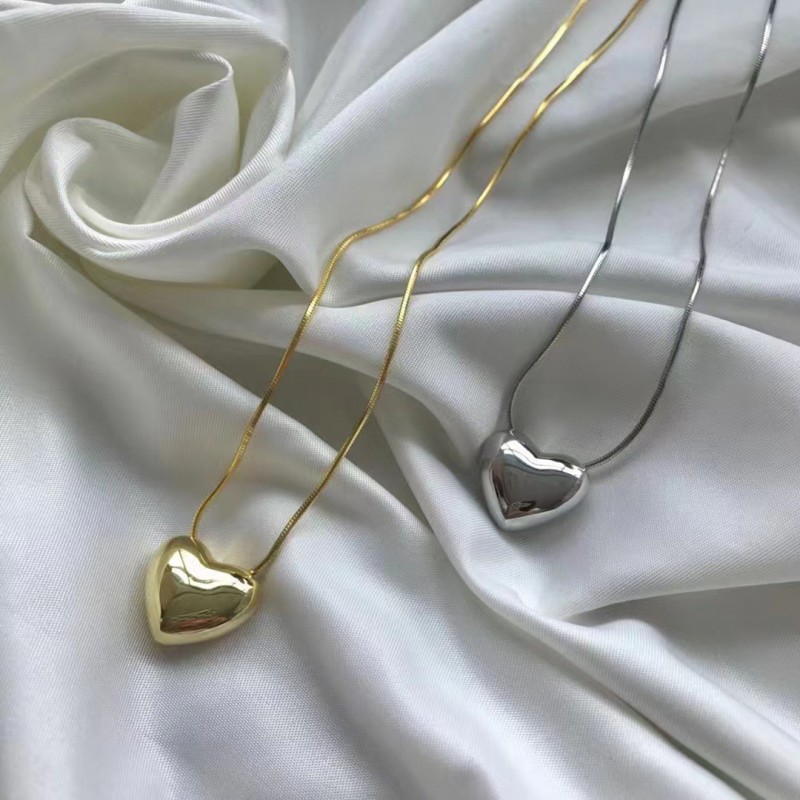 Smooth Large Heart Necklace