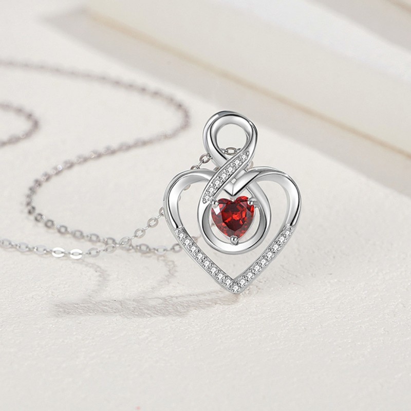 Number 8 Heart Necklace Women's Diamond-Set