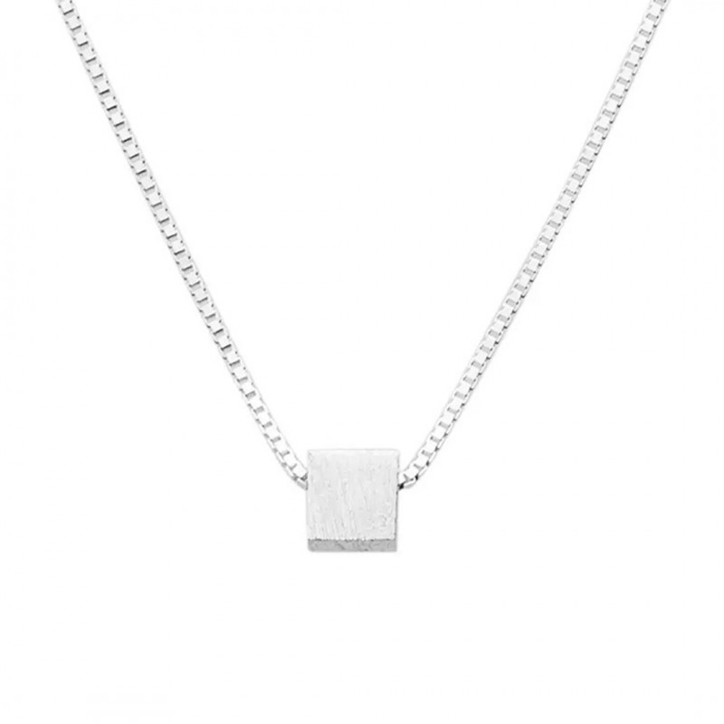 Elegant Geometric Cube Design Necklace