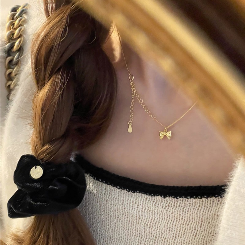 Bow Knot Necklace, Minimalist, Niche, and High-end Design