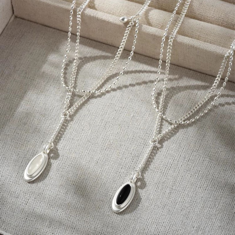 Black Onyx and White Jade Double Layer Necklace, Niche Design