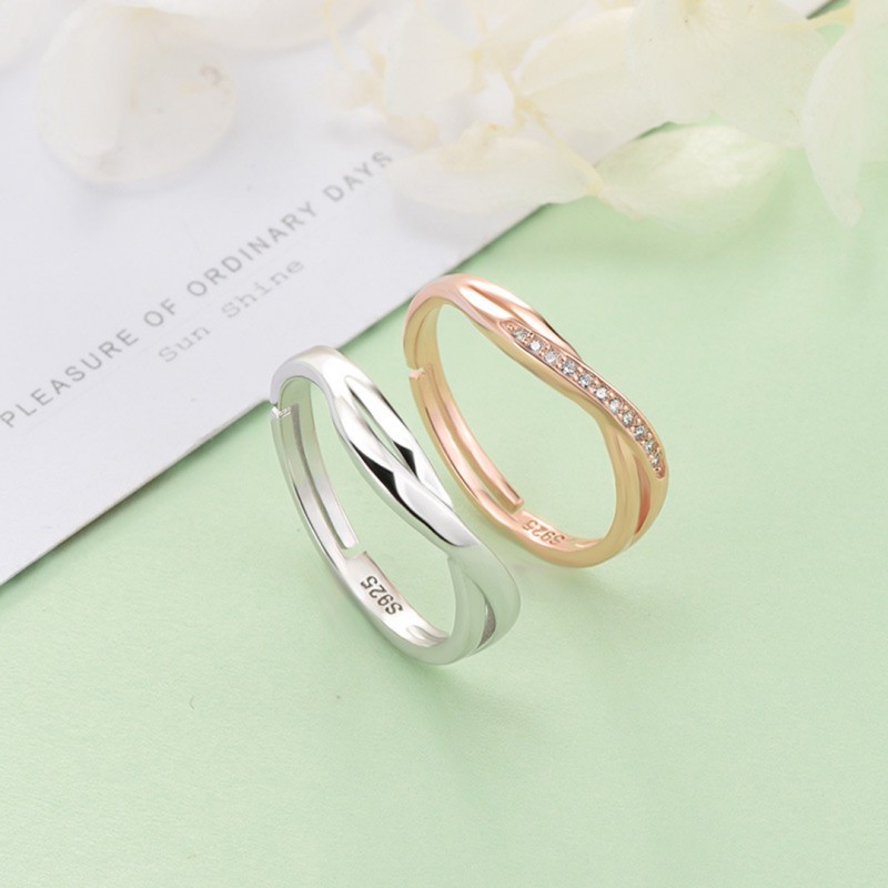 Simple Plain Circle Couple Rings, Curved Surface with Inlaid Diamonds, Customizable Engraving