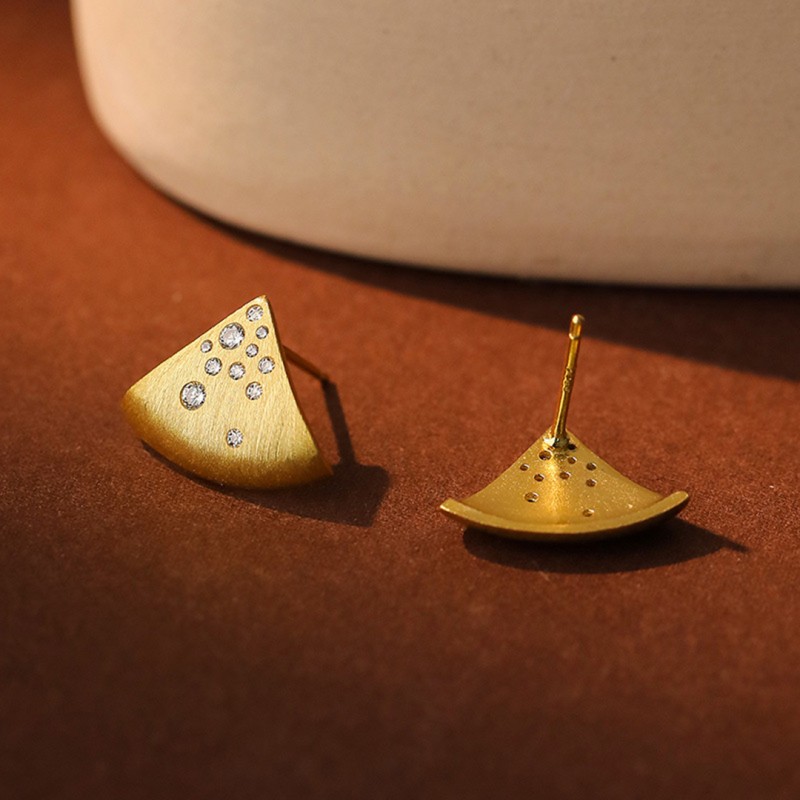 Simple Triangle Shaped Ear Studs 