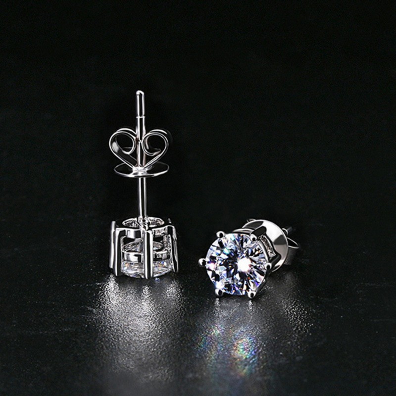 Classic Four-Six Claw Zircon Ear Studs Unisex