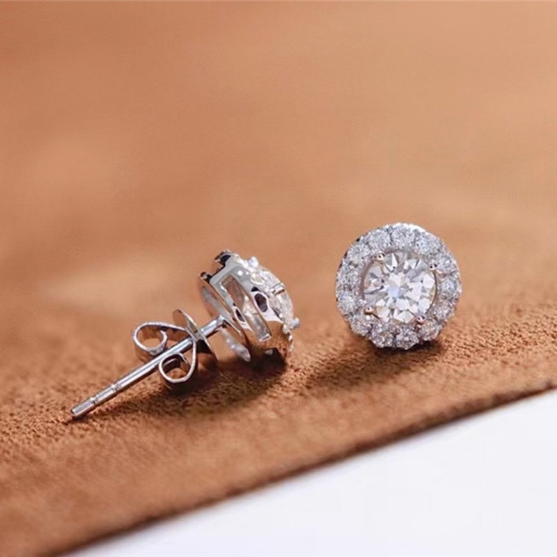 Exquisite and Simple All-match Diamond Ear Studs 