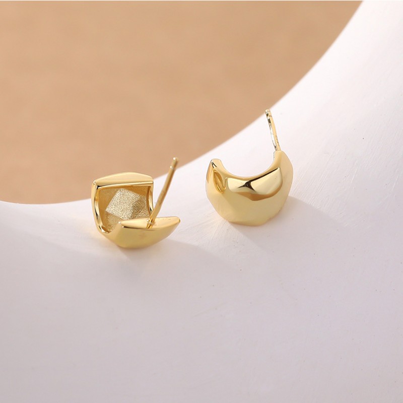 Minimalist Stud Earrings Glossy Metallic All-Match