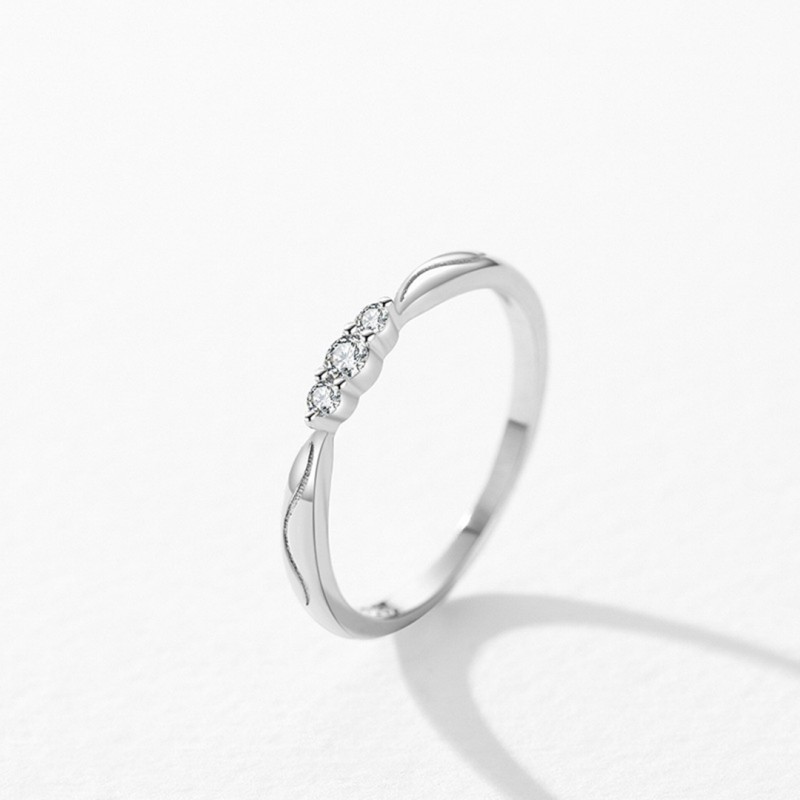 Simple Niche Design, Micro-set, Stackable Ring