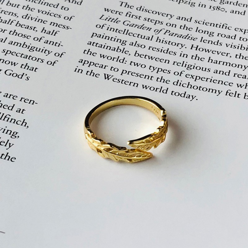 Gold-Plated Ring, Vintage Leaf Opening