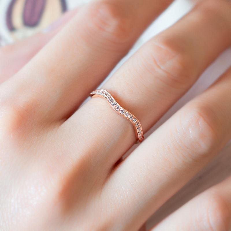 Minimalist Curved Zircon Ring Women's Wedding Band