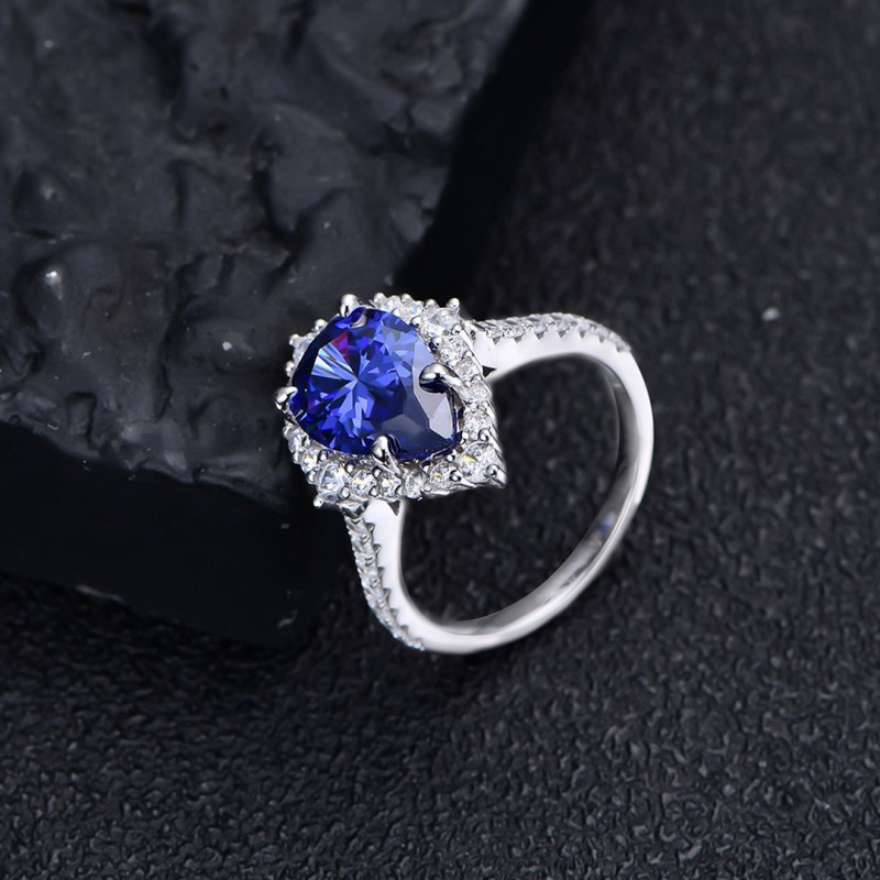 Pear-shaped Tanzanite High Carbon Diamond Wedding Ring